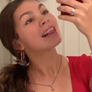 Meet your Posher, Alondra